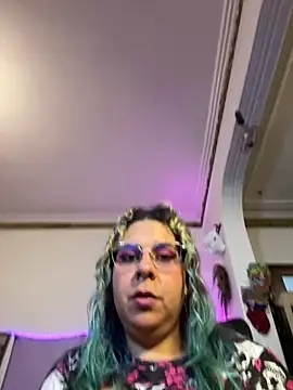 Snapshot of Evelan420 chatting on 10, 6, 2026 Evelan420 online show from 10, 6, 2026