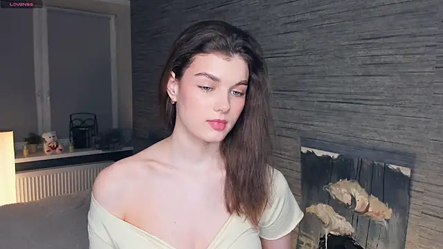 FloraDobb online show from 9, 3, 2025