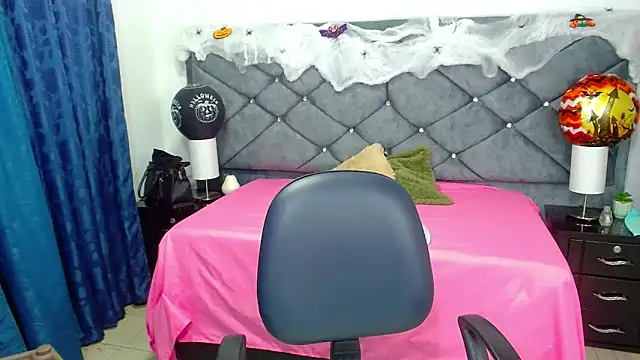 victoria adams07 online show from 23, 10, 2025