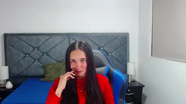 victoria adams07 online show from 4, 11, 2025