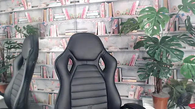 Snapshot of DemianEnglen chatting on 18, 3, 2025 DemianEnglen online show from 18, 3, 2025