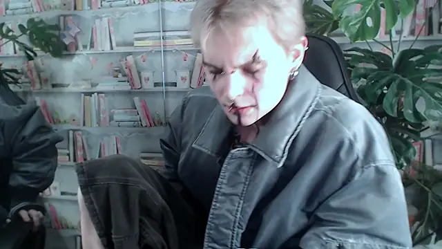 Snapshot of DemianEnglen chatting on 19, 3, 2025 DemianEnglen online show from 19, 3, 2025