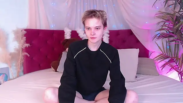 Snapshot of DemianEnglen chatting on 4, 10, 2025 DemianEnglen online show from 4, 10, 2025