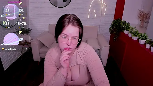 Manic pixie  online show from 1, 3, 2026