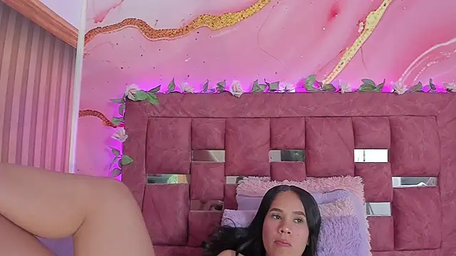 scarlett  evans  online show from 20, 9, 2025