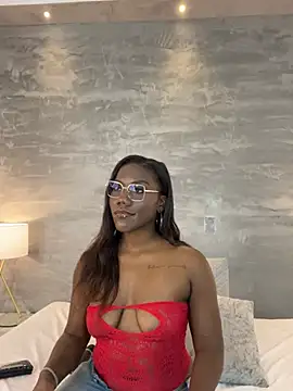 Alaia Colins online show from 22, 6, 2026