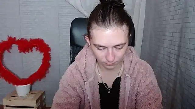 Snapshot of AmandaJi_ chatting on 1, 10, 2025 AmandaJi online show from 1, 10, 2025