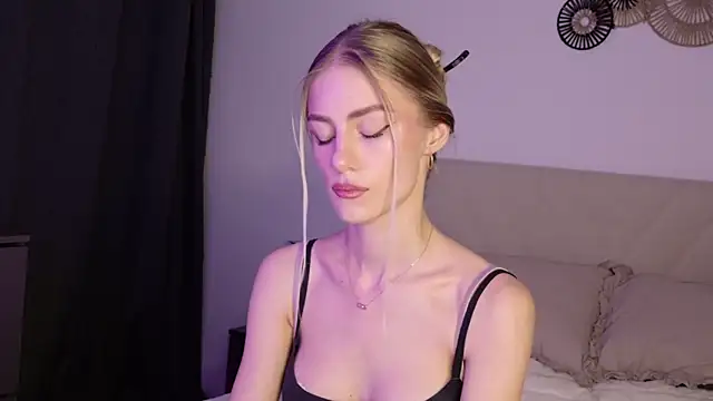 GabriellaOlsen online show from 4, 7, 2026
