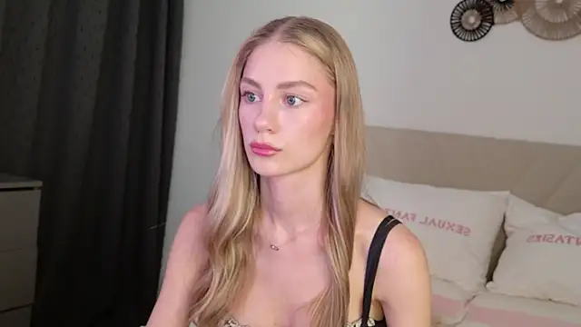 GabriellaOlsen online show from 30, 7, 2026