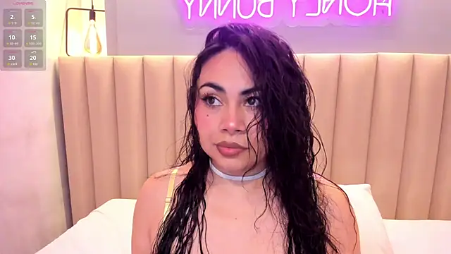 Snapshot of Naomymonroe_ chatting on 14, 1, 2026 Naomymonroe online show from 14, 1, 2026