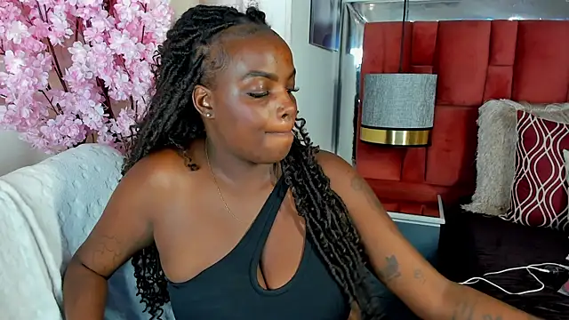 NatyParker online show from 15, 12, 2025