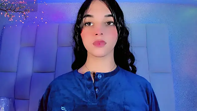 Angeles Busst online show from 22, 9, 2025