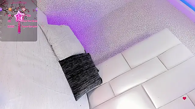 Angeles Busst online show from 3, 4, 2026