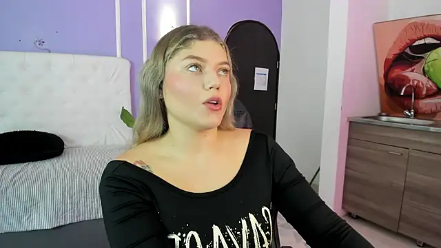 alaia greyy online show from 7, 1, 2026