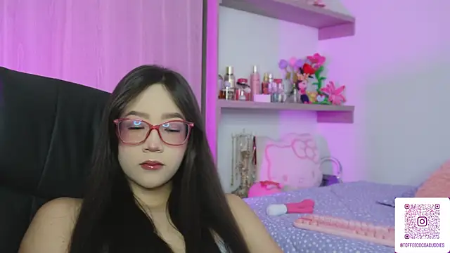 Snapshot of sophi_lii chatting on 16, 5, 2026 sophi lii online show from 16, 5, 2026