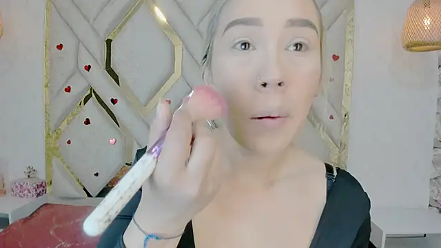 Lannajansen online show from 25, 2, 2025