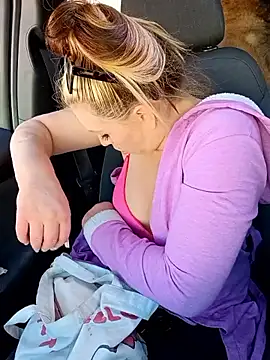 Snapshot of barbieinbondage7 chatting on 14, 1, 2026 barbieinbondage7 online show from 14, 1, 2026