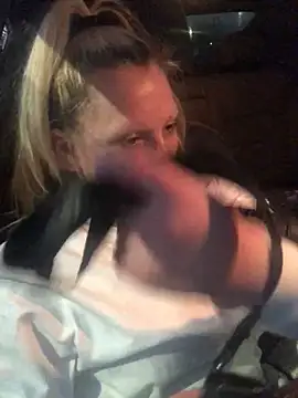 Snapshot of barbieinbondage7 chatting on 1, 2, 2026 barbieinbondage7 online show from 1, 2, 2026