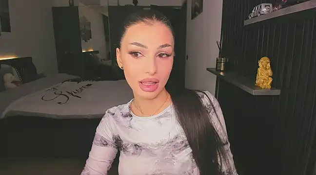 HelenShawn online show from 8, 2, 2025