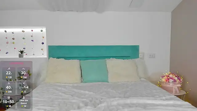 mars elina  online show from 25, 2, 2025