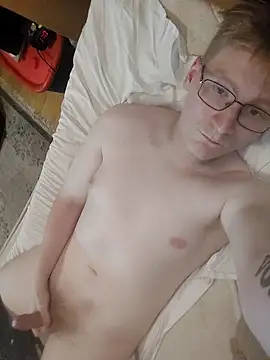 Arttuforyounakedboy online show from 19, 5, 2026