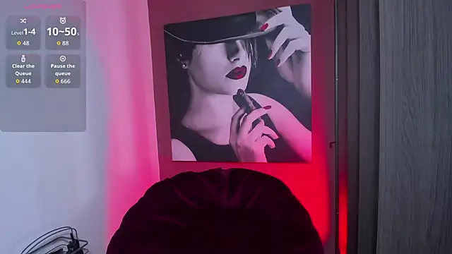 QueenOfHaze online show from 27, 4, 2026