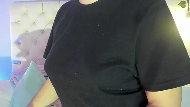 Hannah Jonhson online show from 23, 2, 2025