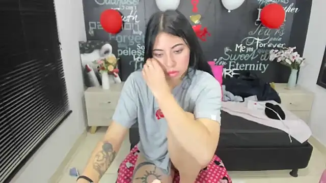 Snapshot of MelodyHott2 chatting on 9, 3, 2025 MelodyHott2 online show from 9, 3, 2025