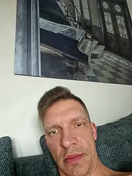 Snapshot of Deadline87 chatting on 18, 3, 2026 Deadline87 online show from 18, 3, 2026