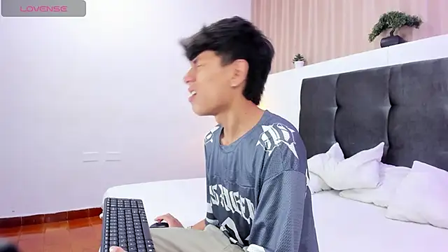 Im Kael online show from 28, 1, 2025