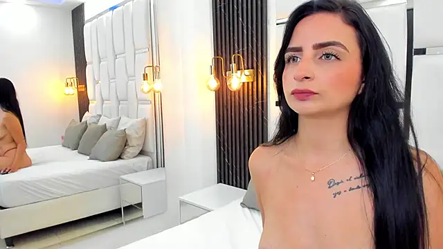 victoria cambell  online show from 25, 2, 2025