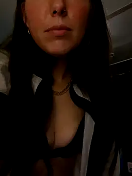 Snapshot of Hornyamy026 chatting on 12, 11, 2025 Hornyamy026 online show from 12, 11, 2025