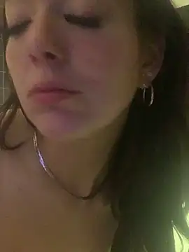 Snapshot of Hornyamy026 chatting on 4, 2, 2026 Hornyamy026 online show from 4, 2, 2026