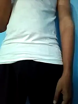 Snapshot of randit7 chatting on 7, 3, 2025 randit7 online show from 7, 3, 2025