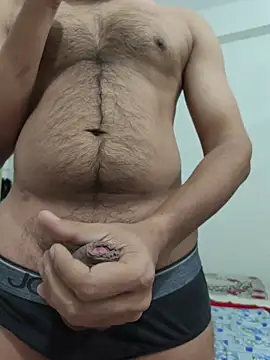 Snapshot of randit7 chatting on 25, 11, 2025 randit7 online show from 25, 11, 2025