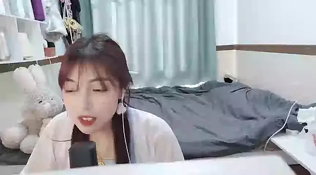 Song 99 online show from 8, 2, 2025