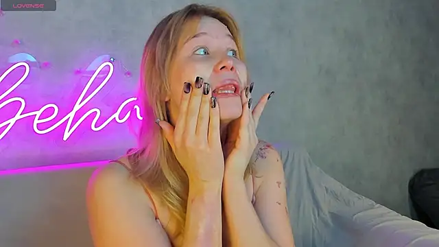 Amy Kimberlly online show from 9, 9, 2025