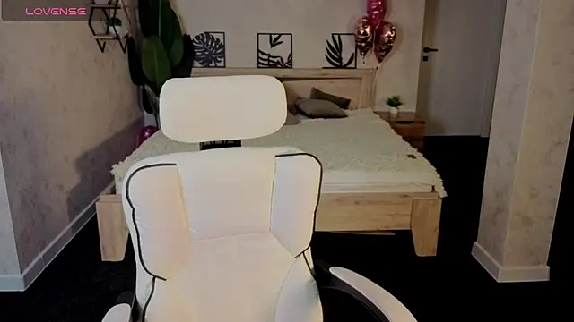 Amy Kimberlly online show from 5, 3, 2026