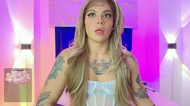 REBECA VALENTINE online show from 27, 1, 2025