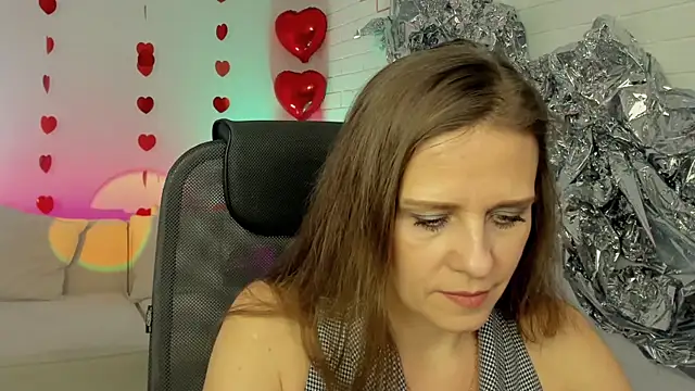 EmiliaBedy online show from 18, 2, 2025