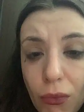 bunnythetailor online show from 24, 4, 2026