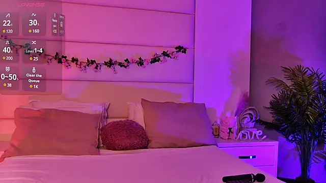 AylaPearl online show from 25, 2, 2025