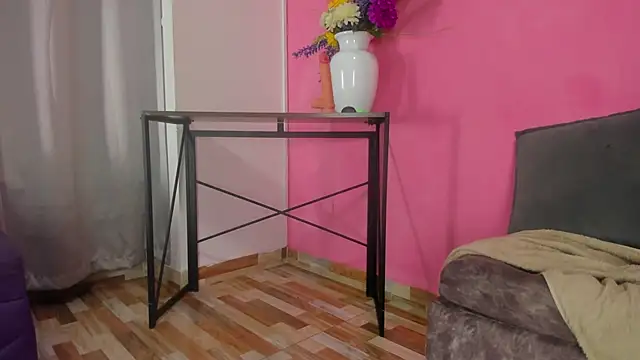 evaa greey online show from 1, 2, 2025