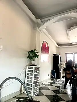 Snapshot of HeatherCobs chatting on 5, 10, 2025 HeatherCobs online show from 5, 10, 2025