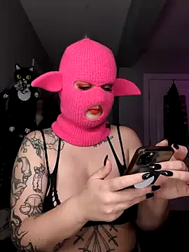 Snapshot of goblingirl888 chatting on 25, 9, 2025 goblingirl888 online show from 25, 9, 2025