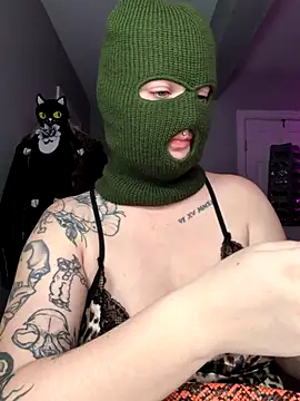 Snapshot of goblingirl888 chatting on 24, 10, 2025 goblingirl888 online show from 24, 10, 2025