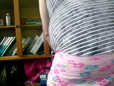 Adrianka online show from 20, 10, 2025