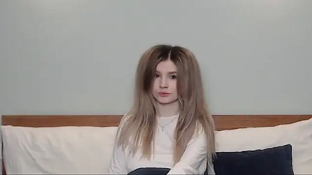 Chloe Addison online show from 17, 2, 2025