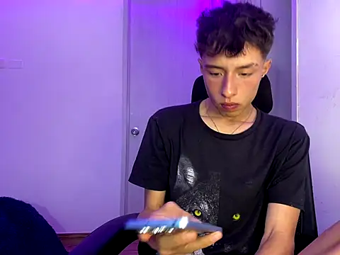 Snapshot of Juanmres chatting on 12, 9, 2025 Juanmres online show from 12, 9, 2025