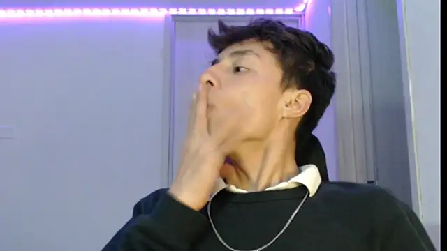 Snapshot of Juanmres chatting on 16, 10, 2025 Juanmres online show from 16, 10, 2025